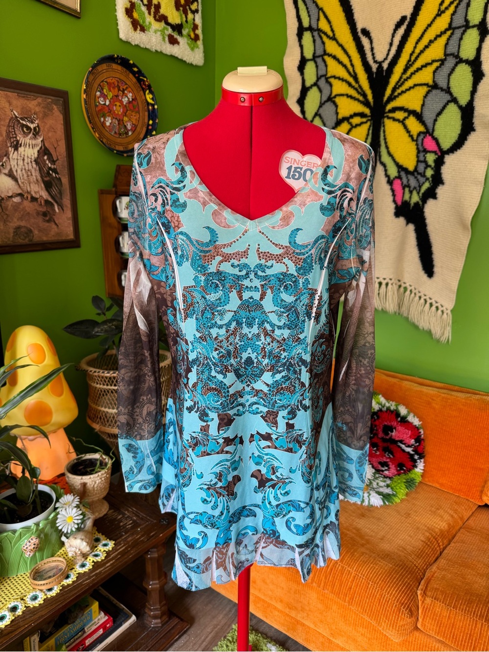 Women’s V-Neck Blue Patterned Long-Sleeve Tunic Top